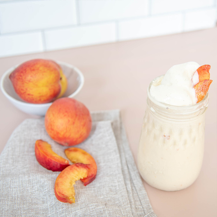 Mason Jar Peach Ice Cream